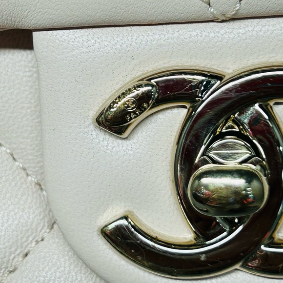 Chanel Beige Nude Flap Bag - Lambskin Quilted Resin Bi-Color Chain - Picture 4 of 11